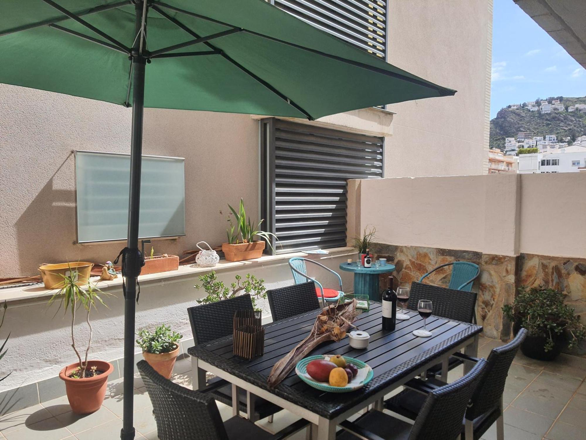 Apartamentos Ferrán Paqui Rosas Exterior foto
