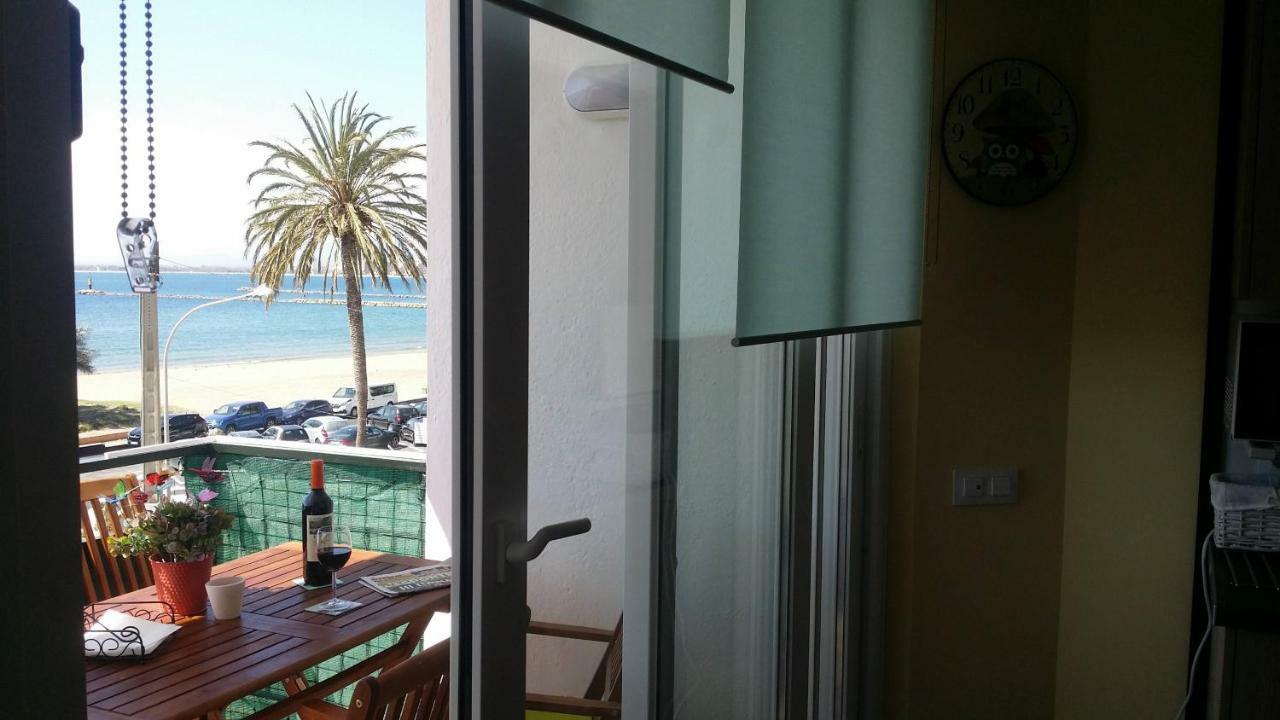 Apartamentos Ferrán Paqui Rosas Exterior foto